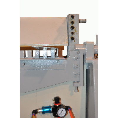 Pneumatic Rectangular Duct Folding Machine 